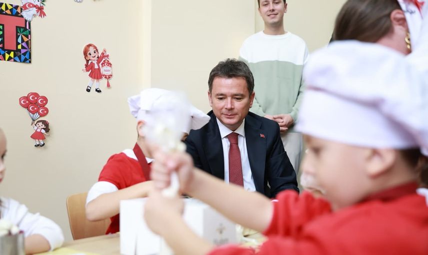 Osmangazi kreşlerinde cumhuriyet coşkusu miniklerle kutlandı