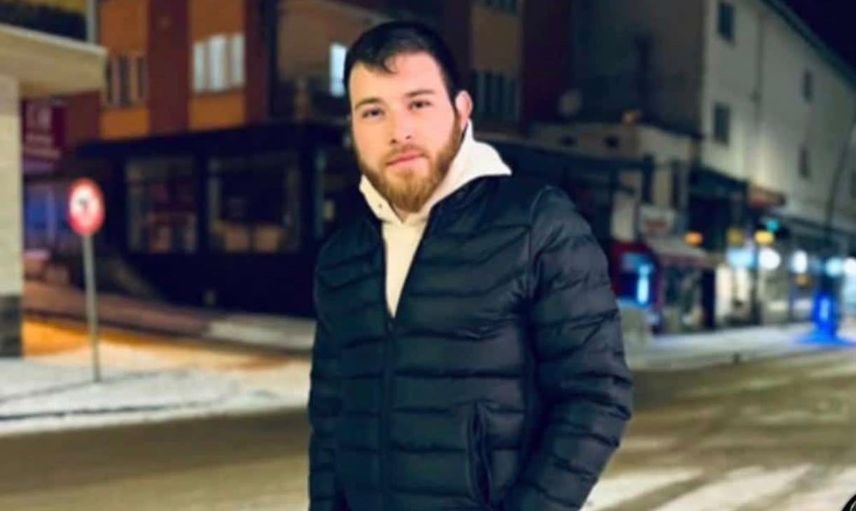 Afşin'de iki genç evlerinde ölü bulundu