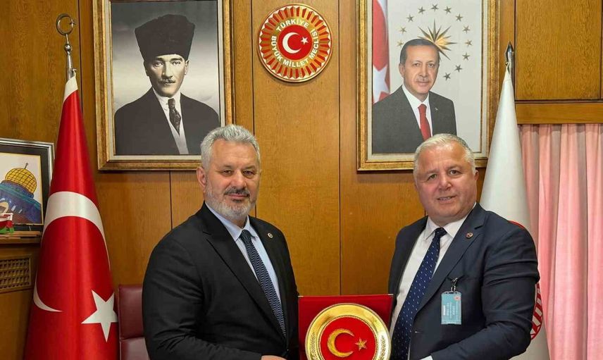 Giresun meclisinde dengeler değişti: başkanvekili Kara bağımsızlığa geçti