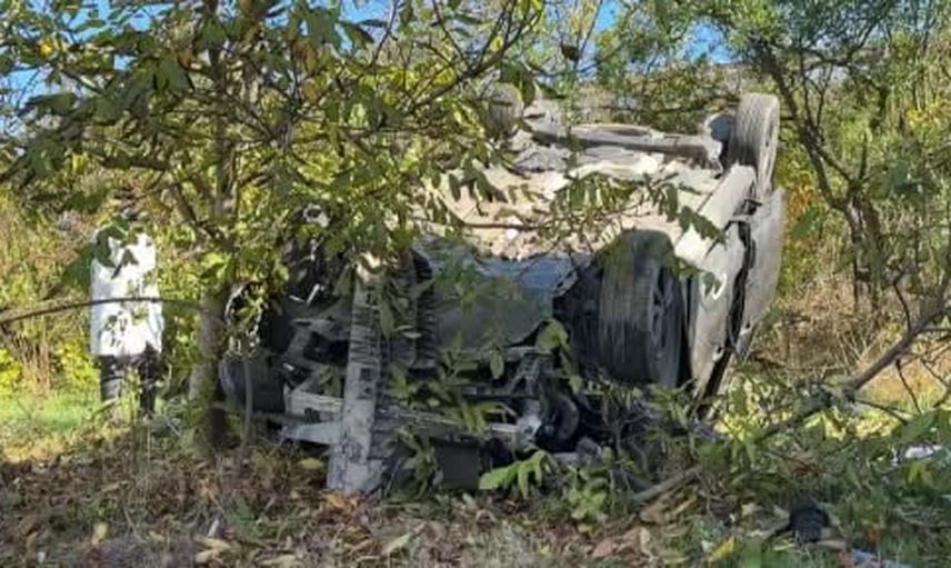 Karabük-Ankara yolunda kamyonet 38,5 metre aşağı yuvarlandı: yolcu yaşamını yitirdi