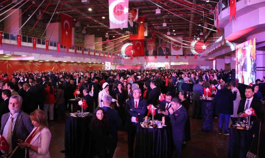 Kayseri'de 29 ekim resepsiyonunda cumhuriyetin mirası ve birlik vurgusu