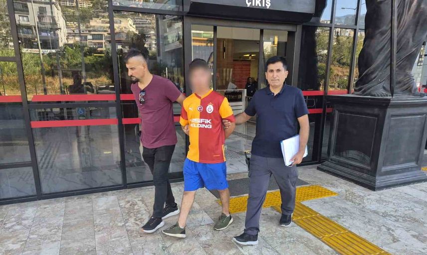 Alanya'da turist saldırısı: 17 yaşindeki şüpheli tutuklandı