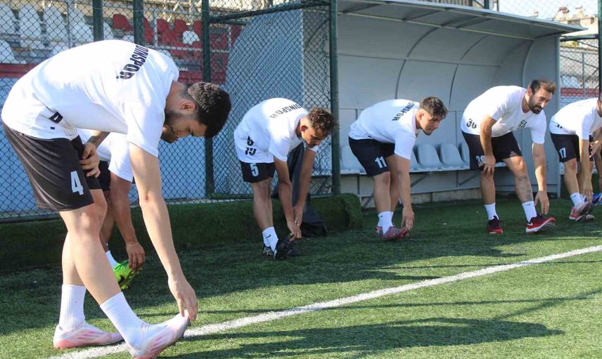 Aydınspor yeni sezon hazırlıklarına 'şampiyonluk' parolasıyla başladı