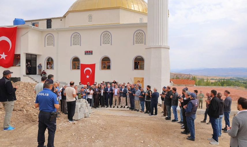 Aydıntepe'ye yeni ibadethane: Hacı Abdullah Erdoğan Camii ibadete açıldı