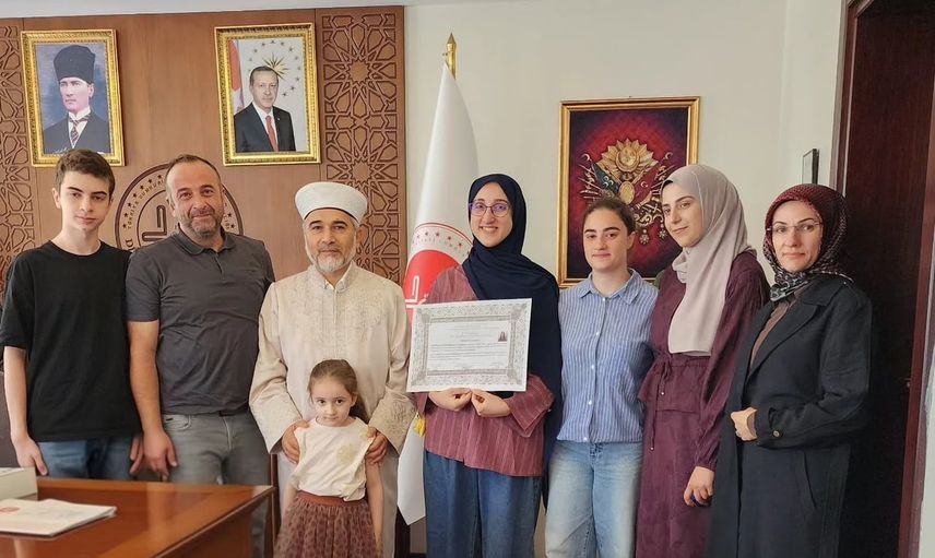 Eskişehir müftülüğünde ihtida merasimi: İtalya uyruklu Annachiara Ferrara müslüman oldu