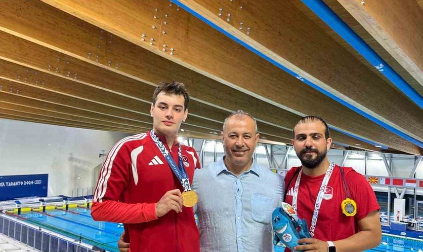 Paletli yüzmede tarih yazdı: Kaan Efe Kaya ilk Akdeniz Oyunları şampiyonu