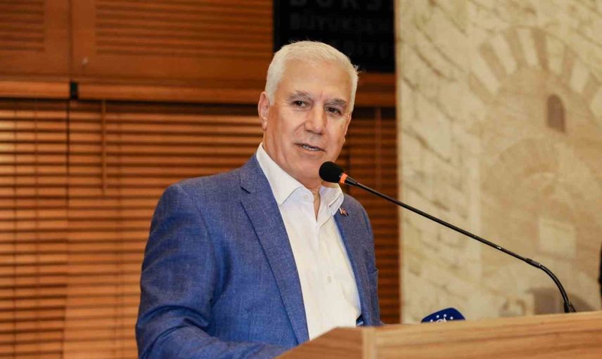 Mustafa Bozbey hukuki süreç gerekçesiyle CHP üyeliğinden ayrıldı