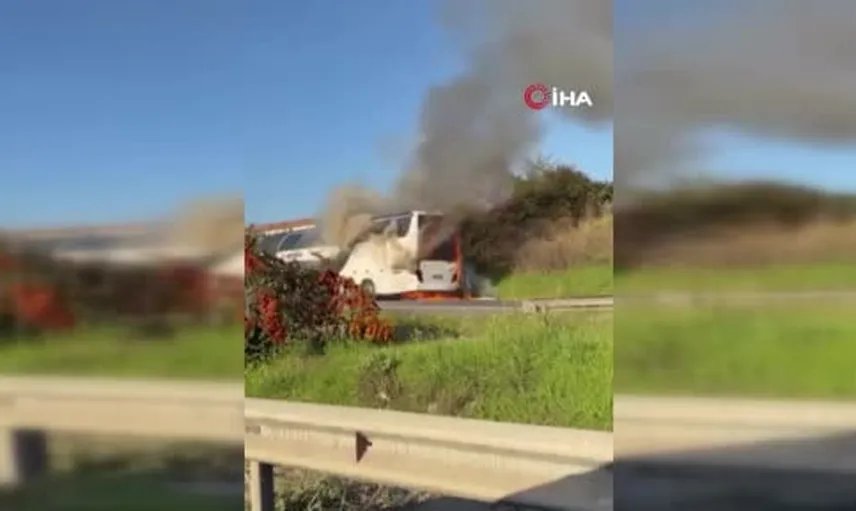 Bayrampaşa hal yolu'nda seyir halindeki otobüste alev alarmı