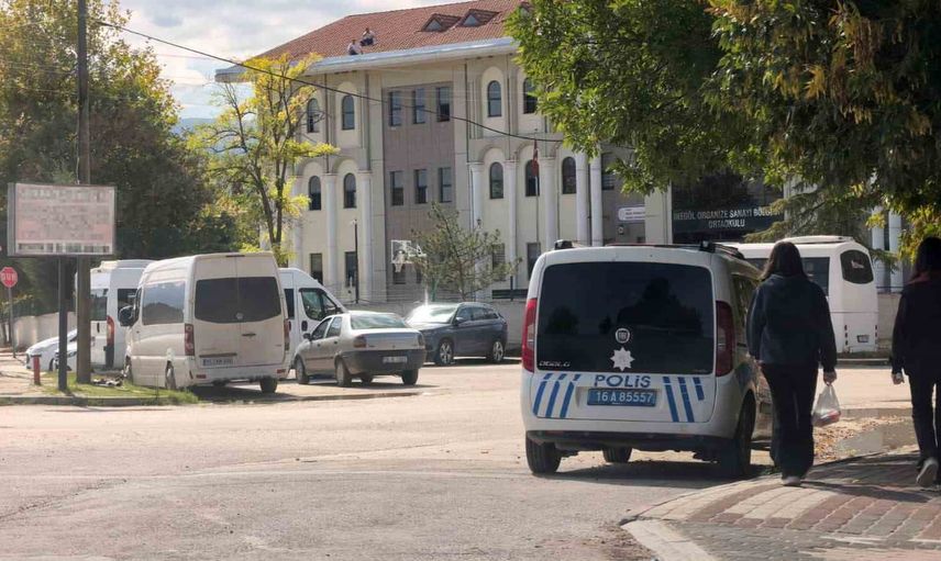 İnegöl'de ortaokuldaki panik taşıma ruhsatıyla son buldu