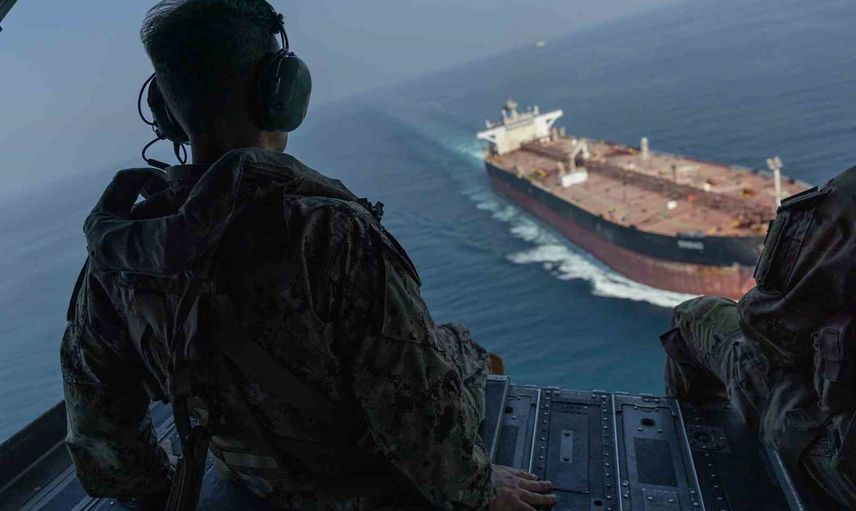 CENTCOM komutanı Hürmüz Boğazı'nda mayın temizliği ve seyrüsefer güvenliğini inceledi