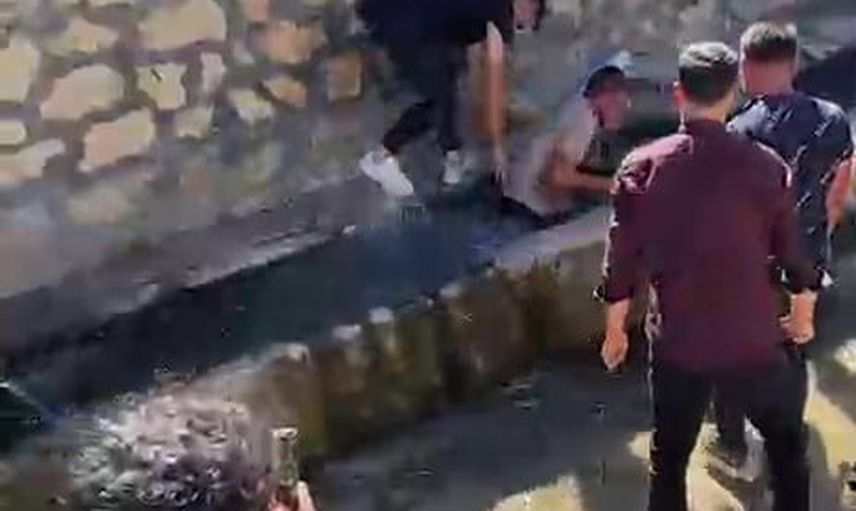 Çanakçı'da asırlık 'sulu' düğün geleneği damat ve sağdıcı şaşırttı