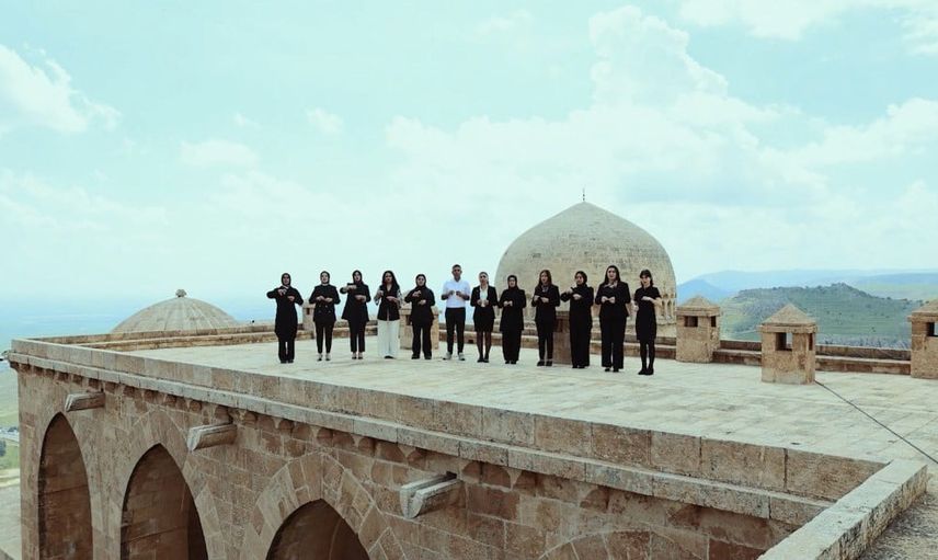 Mardin'de kamu personeli 'Sabiha'yı işaret diliyle yorumladı