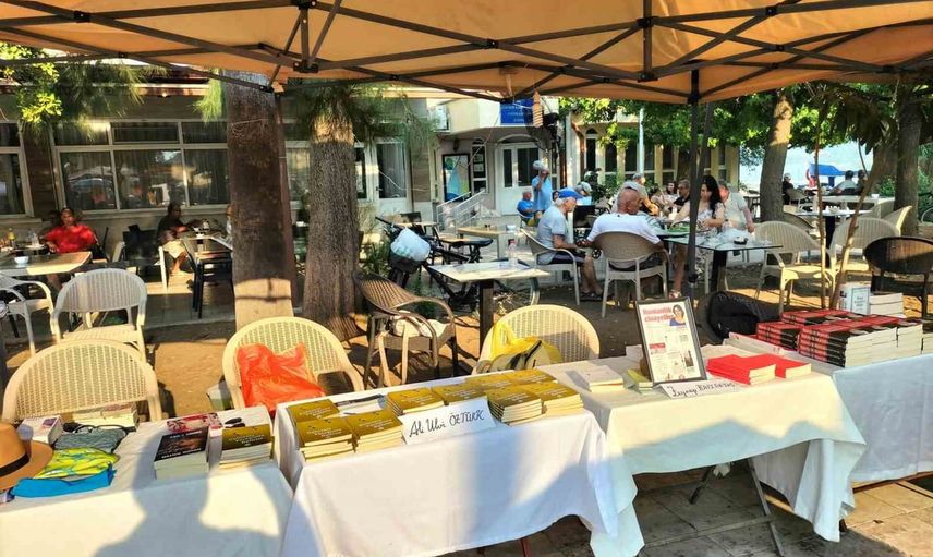 Köyceğiz'te ilk kitap günleri yerel yazarlara sahne oldu
