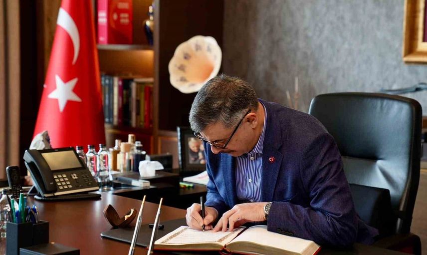 İçişleri bakanı Çiftçi Ümraniye'de teşkilat ve belediye temaslarında bulundu