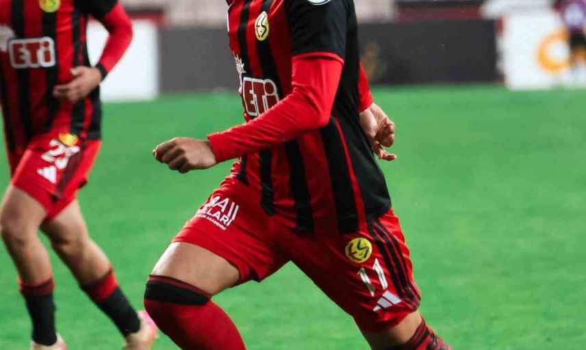 Eskişehirspor evinde farklı kazandı: 7-1'lik net galibiyet