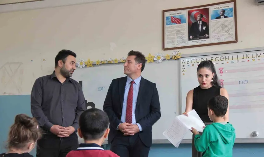 Cizre'de sınıflarda gönül seferberliği: müdür öğrenci odaklı eğitimi vurguladı