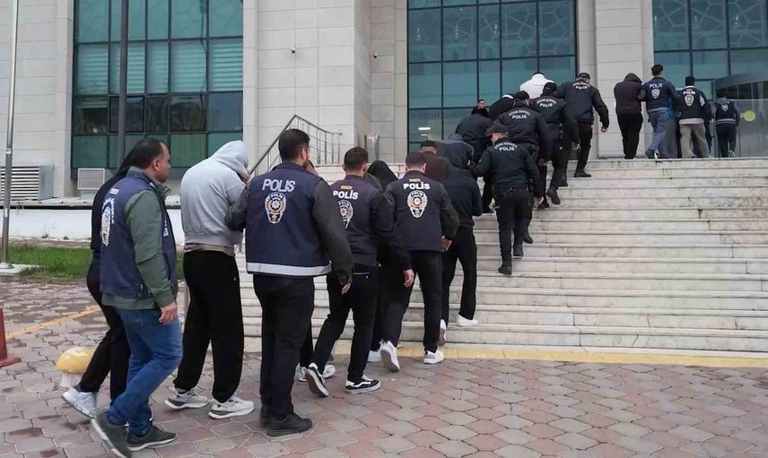 Milyarlık bahis şebekesinin para aklama ağı deşifre edildi
