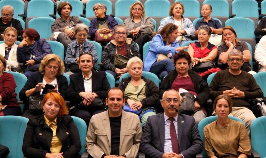 Tıbbi bitkilerin güvenli kullanımı 60+ tazelenme üniversitesinde konuşuldu