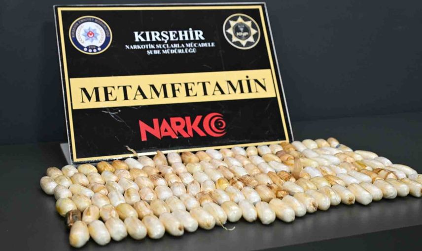 kırşehir'de kapsüllerle taşınan 1 kilo 159 gram uyuşturucu ortaya çıktı