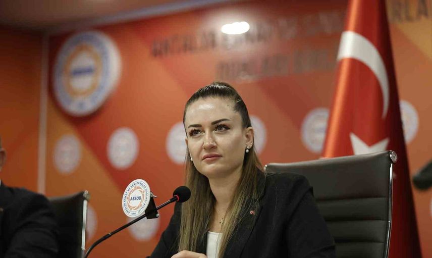 Esnafla omuz omuza: Antalya için ortak çözüm vurgusu