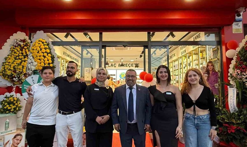 yarım kalan eczacılık hayali 48 yıl sonra torunuyla gerçeğe dönüştü