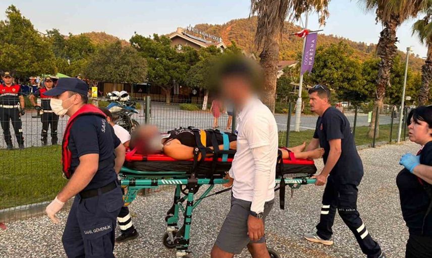 Denizde yaralanan yolcu, Sahil Güvenlik ekipleri tarafından Fethiye'de tahliye edildi