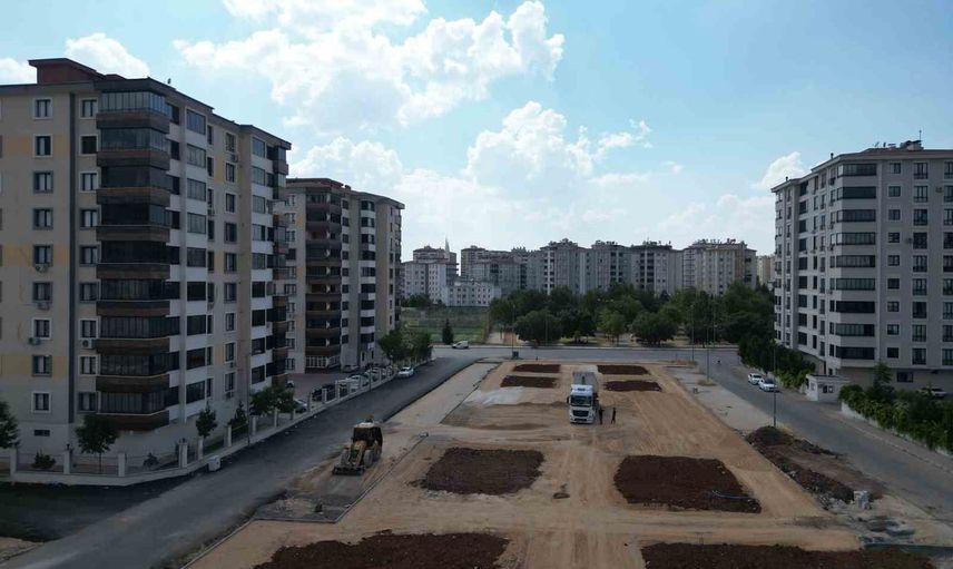 Akkent'e 22 bin 643 metrekarelik üç yeni park kazandırılıyor