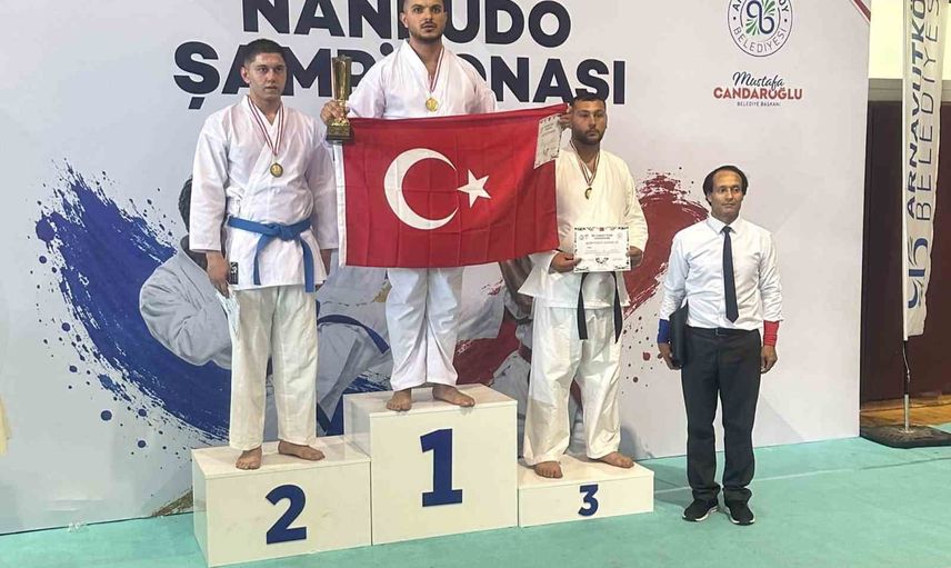 Yoğun bakım hemşiresinin uluslararası zaferi: Nanbudo dünya şampiyonu