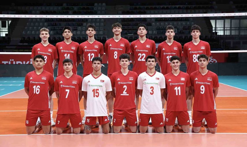 Tiran'da sınav: U17 erkek milli voleybol takımı Balkan şampiyonası'nda