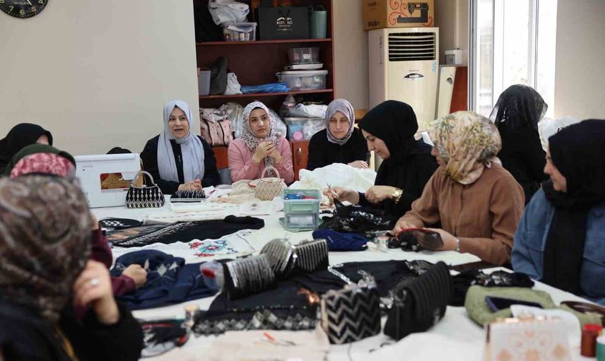 Darıca'da kadınlara yeni beceri ve üretim dönemi başlıyor