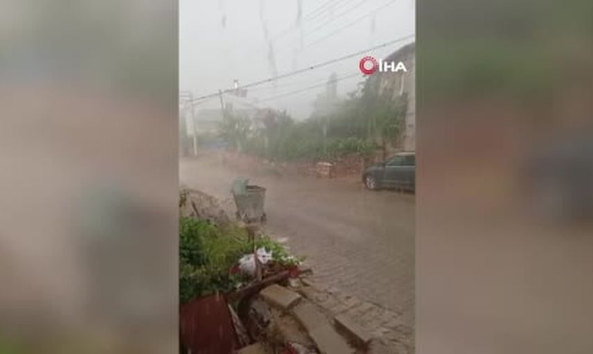 Bozkır Hamzalar Mahallesi'nde sağanak ve dolu altyapıda geniş hasar bıraktı