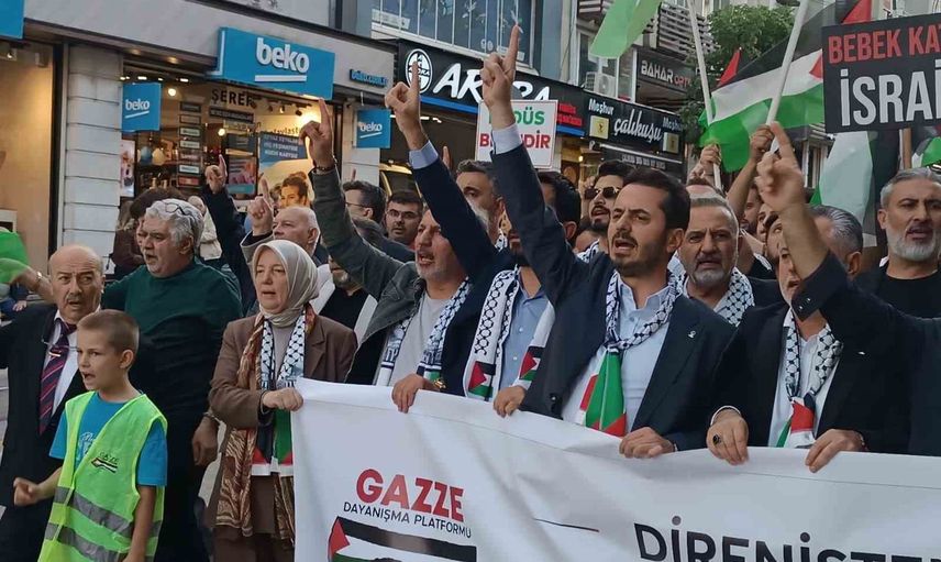 Bursa'da aksa tufanı yürüyüşü: Filistin için birlik çağrısı