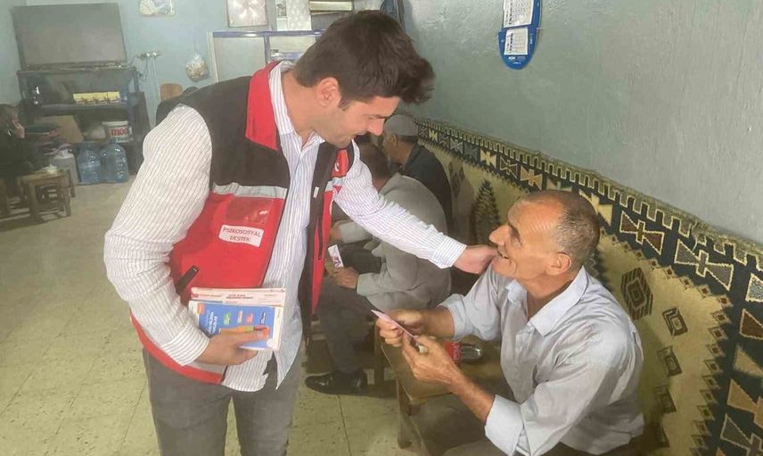 Mobil sosyal hizmet aracı Muş'ta Yaygın ve Konukbekler'i ziyaret etti
