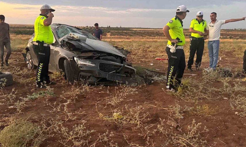 Suruç'ta araç devrildi: aynı aileden dokuz kişi yaralandı