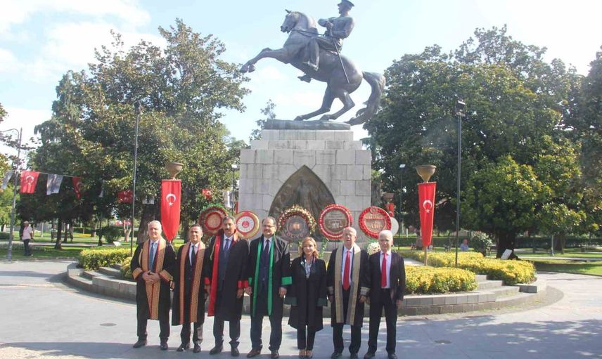 Samsun’da adli yıl Onur Anıtı'nda çelenk töreniyle açıldı