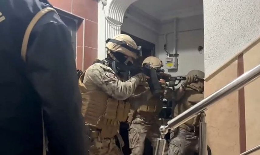 Zeytinburnu'da restoran önünde silah sesleri: iki şüpheli tutuklandı