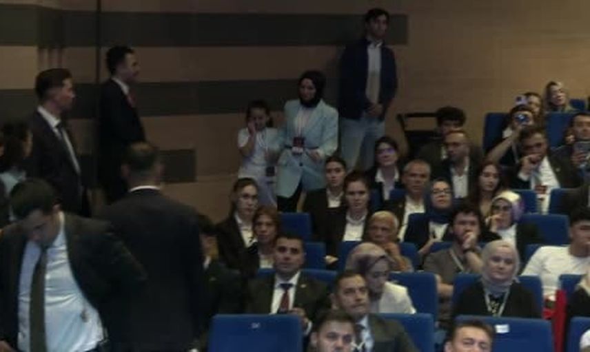 Erdoğan İstanbul'da şehit yakınları ve gazilerin kamuya yerleştirilme kura törenine katıldı