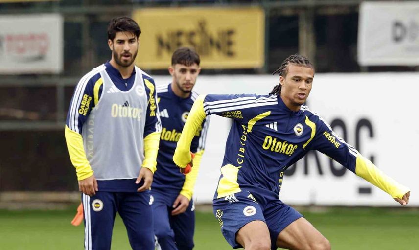 Fenerbahçe, Eyüpspor maçı öncesi Müldür'ün menisküs sakatlığıyla hazırlanıyor