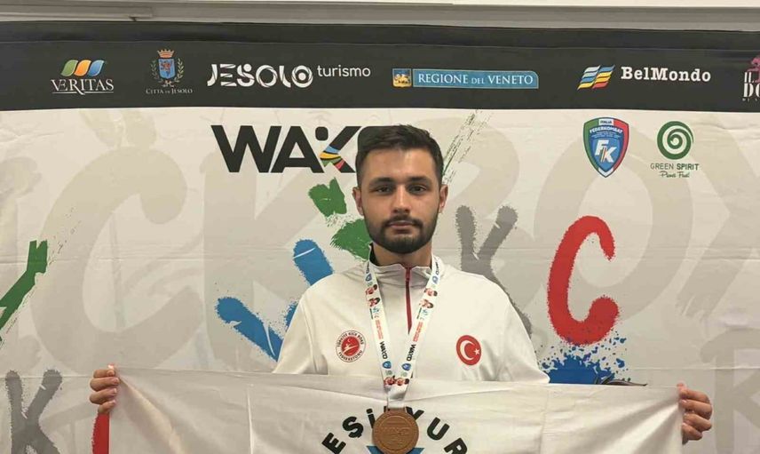 Yeşilyurt'un yetiştirdiği Ömer Faruk dünya üçüncüsüne uzandı