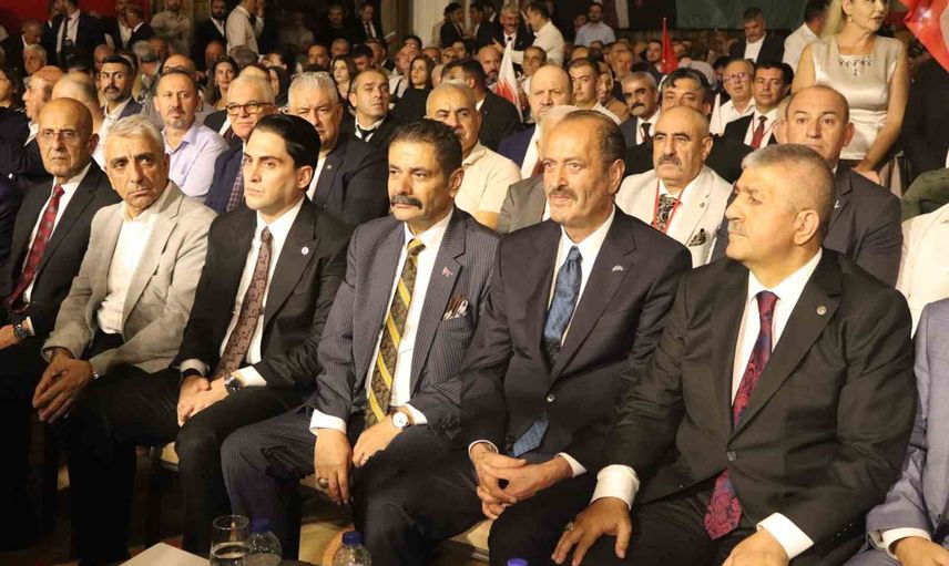 MHP İzmir il başkanlığında Veysel Şahin yeniden seçildi