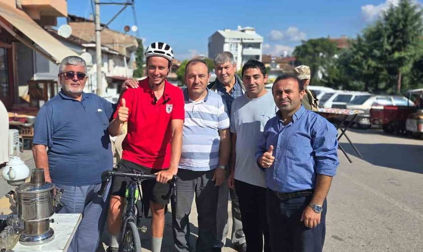 Avustralyalı gezgin Patrick Kelly vezirköprü'de Türk misafirperverliğine hayran kaldı