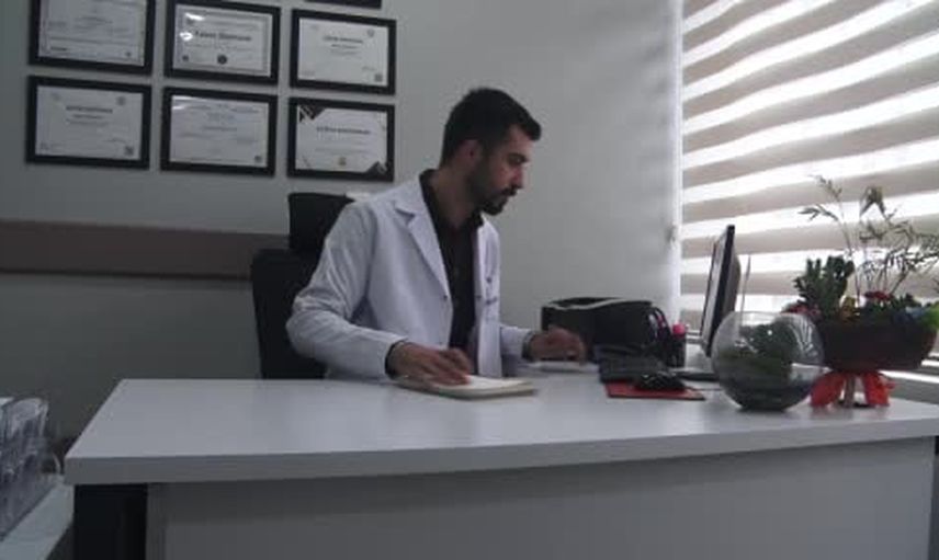 Yaşlıların sosyal medya yolculuğu: köprü mü, tuzak mı?