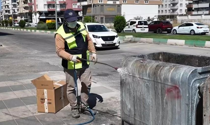 Konteynerlerde hijyen ve tasarruf önceliği: Kilis'te bakım çalışmaları