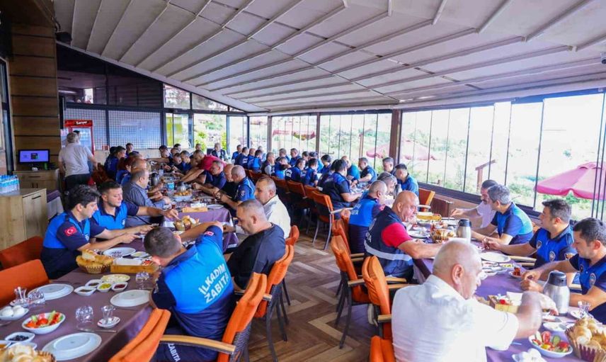 Sahadaki yüz: İlkadım'da zabıta haftasında görev ve teşekkür