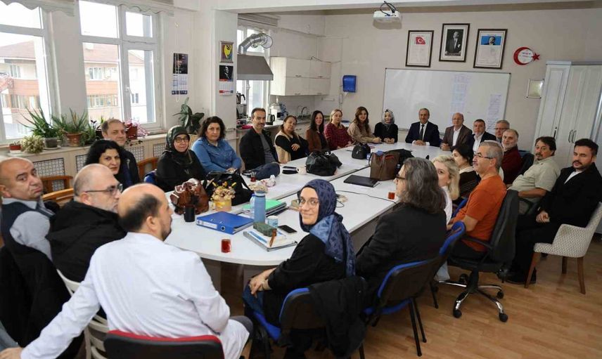 İl millî eğitim müdürü Akbaş öğretmenlerle bir araya geldi: eğitimde ortak hedefler