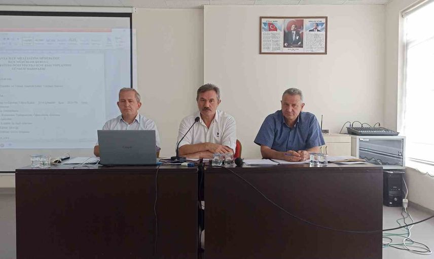 Havza'da müdürler kurulu yeni eğitim yılına planlı başlangıç yaptı