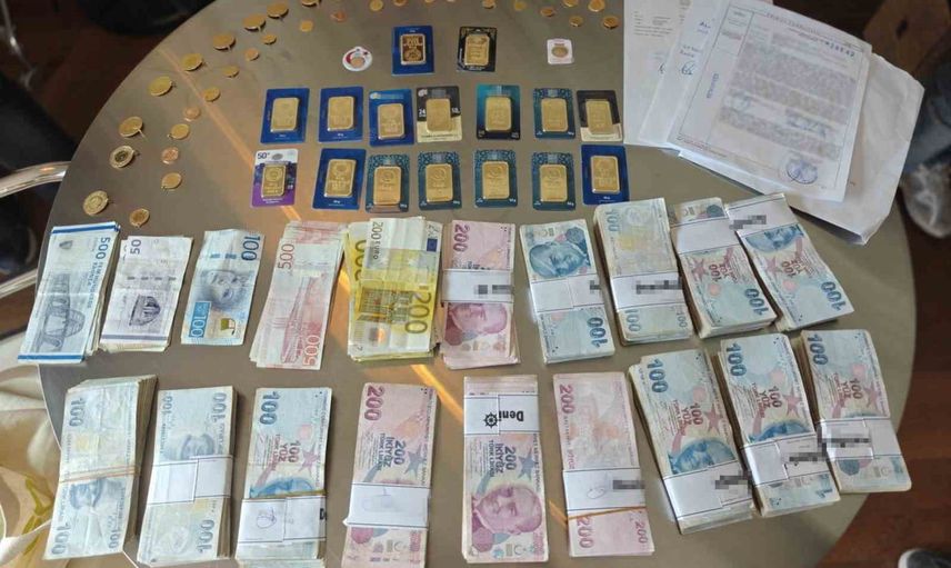 Gözaltı ile gündeme gelen Manifest'in kurucusu Tolga Akış soruşturma altında