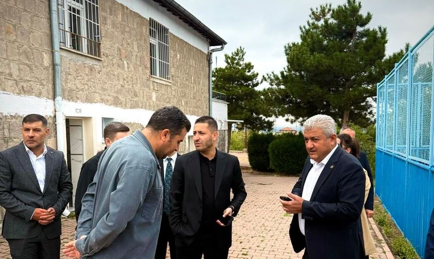 Mimarsinan'da eğitim ve altyapı talepleri MHP heyeti tarafından belediyeye iletildi