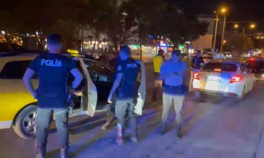 Bursa'da saatlik denetim: 2 bin 569 sorgu ve dokuz yakalama