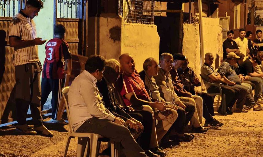 Reyhanlı'da umut tükeniyor: batan gemide kaybolan iki kardeş için bekleyiş
